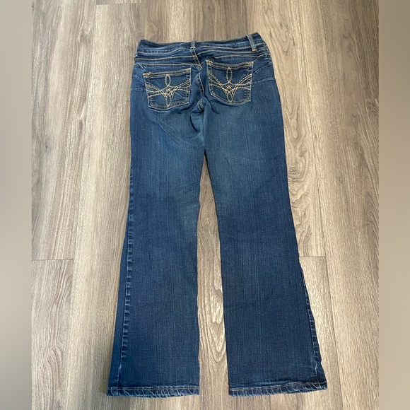 Women’s bootcut wrangler jeans - Picture 2 of 4